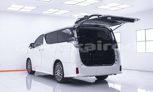 Buy Used Toyota Vellfire White Car in Bangkok in Bangkok Buy Used Toyota Vellfire White Car in Bangkok in Bangkok