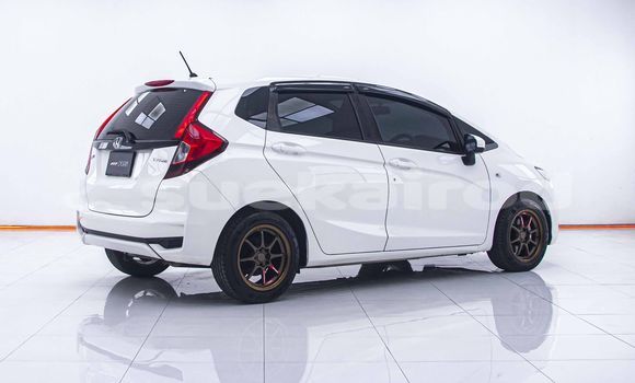 Buy Used Honda Jazz White Car in Bangkok in Bangkok Buy Used Honda Jazz White Car in Bangkok in Bangkok