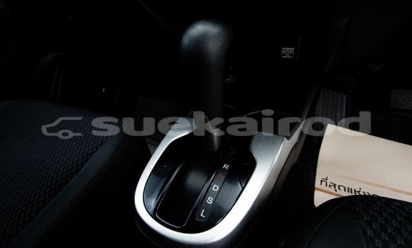 Buy Used Honda Jazz White Car in Bangkok in Bangkok Buy Used Honda Jazz White Car in Bangkok in Bangkok