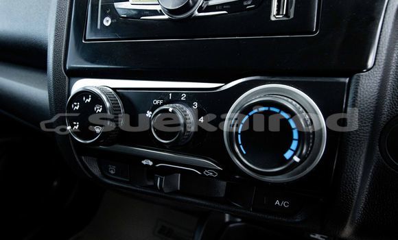 Buy Used Honda Jazz White Car in Bangkok in Bangkok Buy Used Honda Jazz White Car in Bangkok in Bangkok