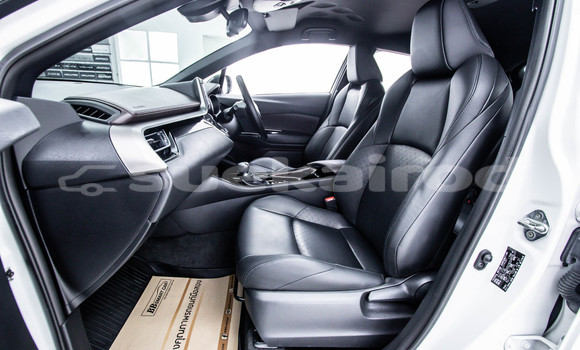 Buy Used Toyota C-HR White Car in Bangkok in Bangkok Buy Used Toyota C-HR White Car in Bangkok in Bangkok