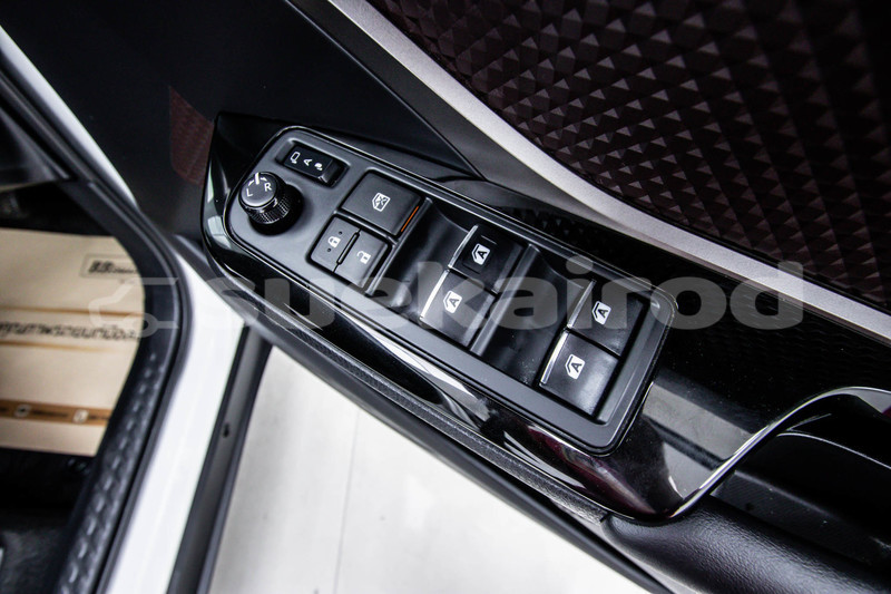 Big with watermark toyota c hr bangkok bangkok 74738