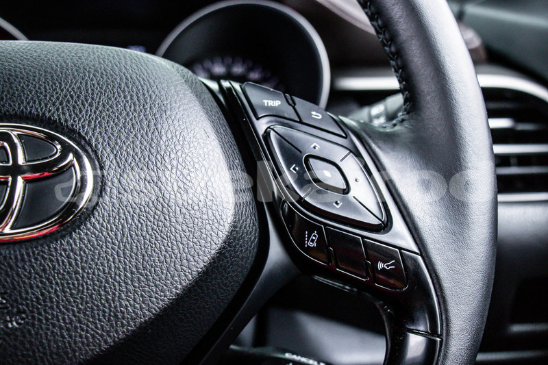 Big with watermark toyota c hr bangkok bangkok 74738