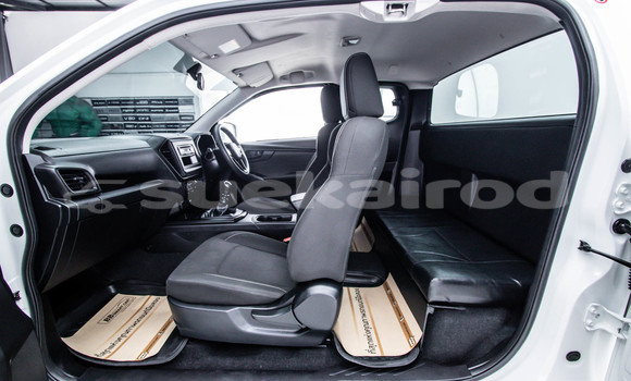 Buy Used Isuzu D-Max White Car in Bangkok in Bangkok Buy Used Isuzu D-Max White Car in Bangkok in Bangkok