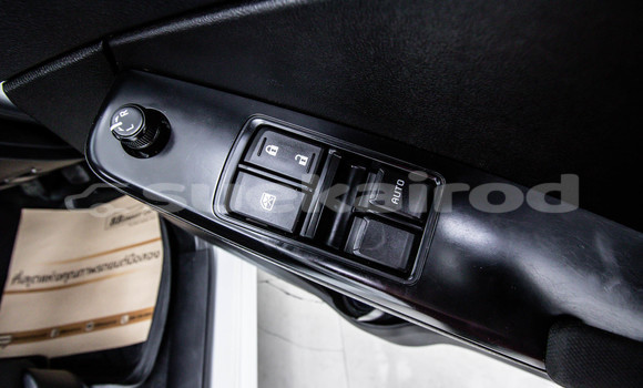 Buy Used Isuzu D-Max White Car in Bangkok in Bangkok Buy Used Isuzu D-Max White Car in Bangkok in Bangkok