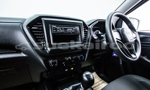 Buy Used Isuzu D-Max White Car in Bangkok in Bangkok Buy Used Isuzu D-Max White Car in Bangkok in Bangkok