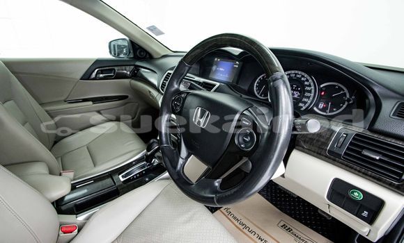 Buy Used Honda Accord Other Car in Bangkok in Bangkok Buy Used Honda Accord Other Car in Bangkok in Bangkok