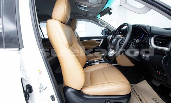 ซื้อ รถมือสอง Toyota Fortuner ขาว รถยนต์ ใน %{เมือง} ใน กรุงเทพมหานคร ซื้อ รถมือสอง Toyota Fortuner ขาว รถยนต์ ใน %{เมือง} ใน กรุงเทพมหานคร