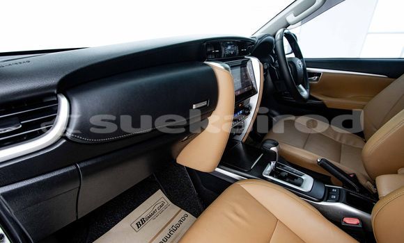 ซื้อ รถมือสอง Toyota Fortuner ขาว รถยนต์ ใน %{เมือง} ใน กรุงเทพมหานคร ซื้อ รถมือสอง Toyota Fortuner ขาว รถยนต์ ใน %{เมือง} ใน กรุงเทพมหานคร