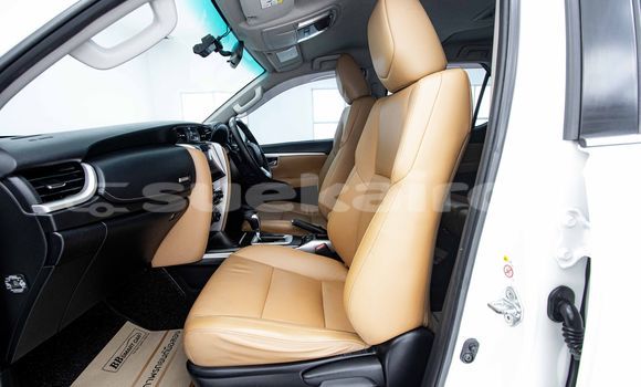 ซื้อ รถมือสอง Toyota Fortuner ขาว รถยนต์ ใน %{เมือง} ใน กรุงเทพมหานคร ซื้อ รถมือสอง Toyota Fortuner ขาว รถยนต์ ใน %{เมือง} ใน กรุงเทพมหานคร