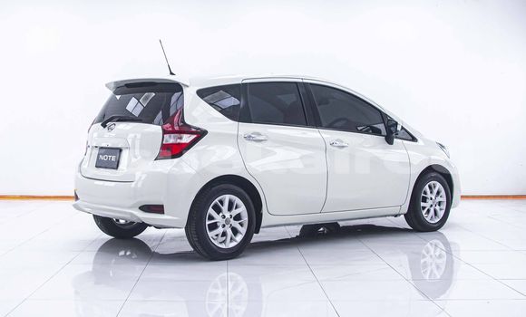 ซื้อ รถมือสอง Nissan Note ขาว รถยนต์ ใน %{เมือง} ใน กรุงเทพมหานคร ซื้อ รถมือสอง Nissan Note ขาว รถยนต์ ใน %{เมือง} ใน กรุงเทพมหานคร