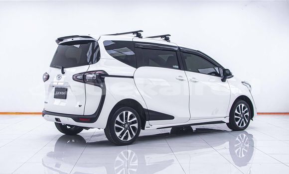 Buy Used Toyota Sienta White Car in Bangkok in Bangkok Buy Used Toyota Sienta White Car in Bangkok in Bangkok