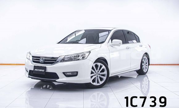 Buy Used Honda Accord White Car in Bangkok in Bangkok