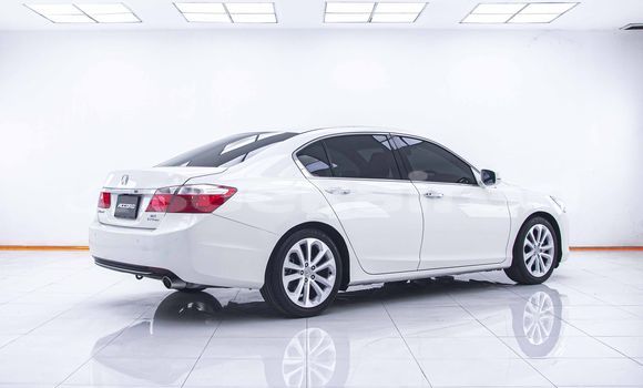 Buy Used Honda Accord White Car in Bangkok in Bangkok Buy Used Honda Accord White Car in Bangkok in Bangkok