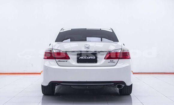 Buy Used Honda Accord White Car in Bangkok in Bangkok Buy Used Honda Accord White Car in Bangkok in Bangkok