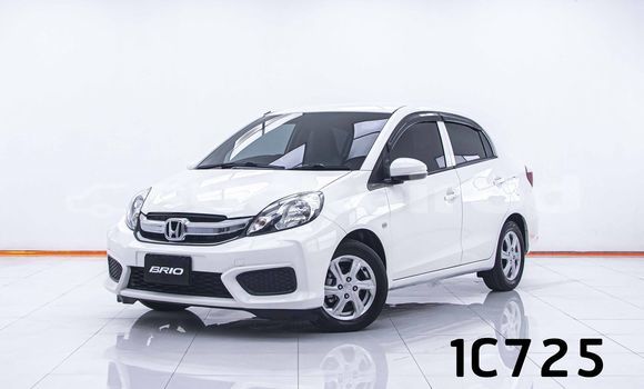 ซื้อ รถมือสอง Honda Brio ขาว รถยนต์ ใน %{เมือง} ใน กรุงเทพมหานคร