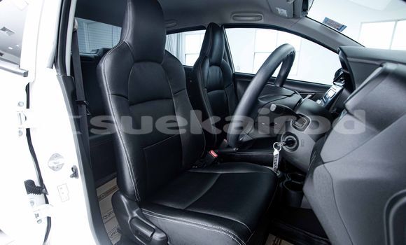 ซื้อ รถมือสอง Honda Brio ขาว รถยนต์ ใน %{เมือง} ใน กรุงเทพมหานคร ซื้อ รถมือสอง Honda Brio ขาว รถยนต์ ใน %{เมือง} ใน กรุงเทพมหานคร