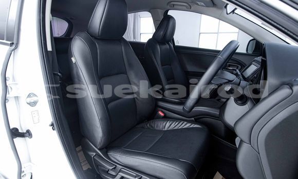 ซื้อ รถมือสอง Honda HR-V ขาว รถยนต์ ใน %{เมือง} ใน กรุงเทพมหานคร ซื้อ รถมือสอง Honda HR-V ขาว รถยนต์ ใน %{เมือง} ใน กรุงเทพมหานคร