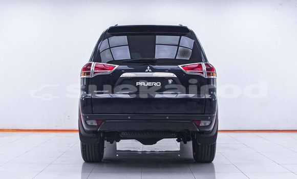 Buy Used Mitsubishi Pajero Blue Car in Bangkok in Bangkok Buy Used Mitsubishi Pajero Blue Car in Bangkok in Bangkok