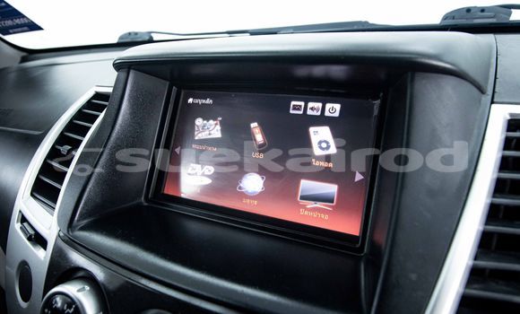 Buy Used Mitsubishi Pajero Blue Car in Bangkok in Bangkok Buy Used Mitsubishi Pajero Blue Car in Bangkok in Bangkok