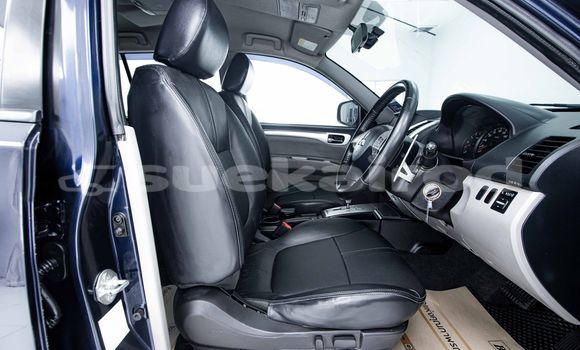 Buy Used Mitsubishi Pajero Blue Car in Bangkok in Bangkok Buy Used Mitsubishi Pajero Blue Car in Bangkok in Bangkok