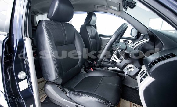 Buy Used Mitsubishi Pajero Blue Car in Bangkok in Bangkok Buy Used Mitsubishi Pajero Blue Car in Bangkok in Bangkok