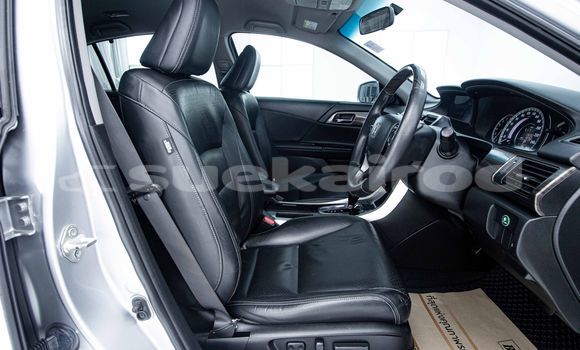 Buy Used Honda Accord Other Car in Bangkok in Bangkok Buy Used Honda Accord Other Car in Bangkok in Bangkok