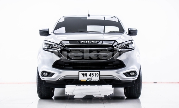 ซื้อ รถมือสอง Isuzu MU-X เงิน รถยนต์ ใน %{เมือง} ใน กรุงเทพมหานคร ซื้อ รถมือสอง Isuzu MU-X เงิน รถยนต์ ใน %{เมือง} ใน กรุงเทพมหานคร