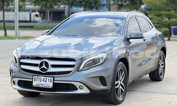 ซื้อ รถมือสอง Mercedes-Benz GLA-klasse อื่น ๆ รถยนต์ ใน %{เมือง} ใน กรุงเทพมหานคร