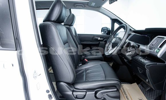 ซื้อ รถมือสอง Honda Stepwgn ขาว รถยนต์ ใน %{เมือง} ใน กรุงเทพมหานคร ซื้อ รถมือสอง Honda Stepwgn ขาว รถยนต์ ใน %{เมือง} ใน กรุงเทพมหานคร