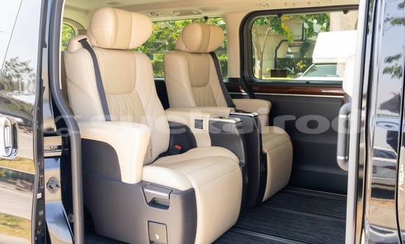 Buy Used Toyota Matrix Black Car in Bangkok in Bangkok Buy Used Toyota Matrix Black Car in Bangkok in Bangkok