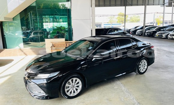 ซื้อ รถมือสอง Toyota Camry ขาว รถยนต์ ใน %{เมือง} ใน กรุงเทพมหานคร