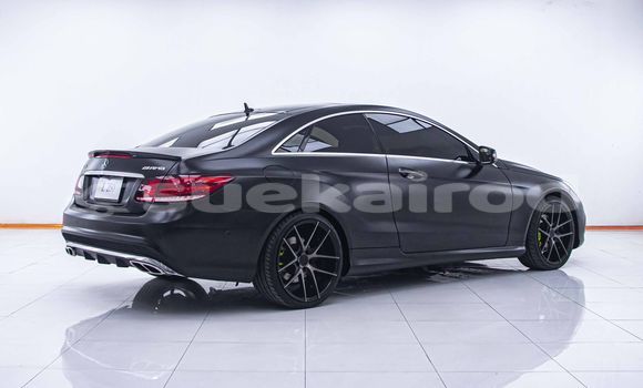 ซื้อ รถมือสอง Mercedes-Benz E-Classe สีดำ รถยนต์ ใน %{เมือง} ใน กรุงเทพมหานคร ซื้อ รถมือสอง Mercedes-Benz E-Classe สีดำ รถยนต์ ใน %{เมือง} ใน กรุงเทพมหานคร