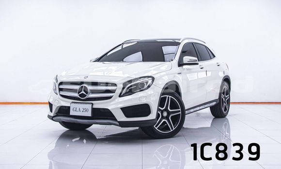 Buy Used Mercedes-Benz GLA-klasse White Car in Bangkok in Bangkok Buy Used Mercedes-Benz GLA-klasse White Car in Bangkok in Bangkok