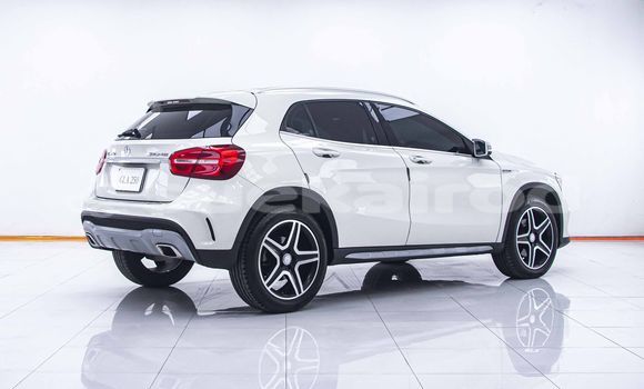ซื้อ รถมือสอง Mercedes-Benz GLA-klasse ขาว รถยนต์ ใน %{เมือง} ใน กรุงเทพมหานคร ซื้อ รถมือสอง Mercedes-Benz GLA-klasse ขาว รถยนต์ ใน %{เมือง} ใน กรุงเทพมหานคร