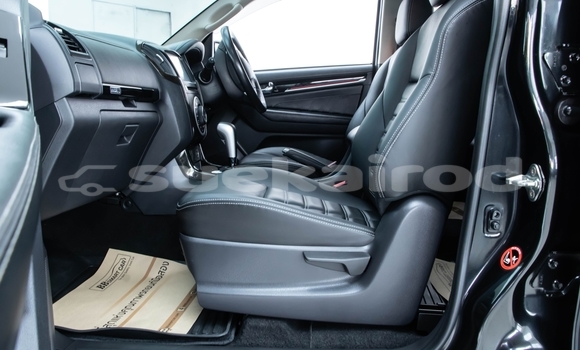 Buy Used Isuzu MU-X Black Car in Bangkok in Bangkok Buy Used Isuzu MU-X Black Car in Bangkok in Bangkok