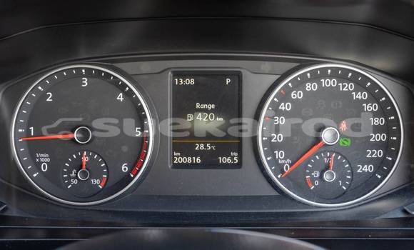 Buy Used Volkswagen Caravelle White Car in Bangkok in Bangkok Buy Used Volkswagen Caravelle White Car in Bangkok in Bangkok