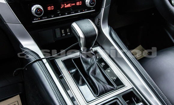 ซื้อ รถมือสอง Mitsubishi Pajero Sport สีดำ รถยนต์ ใน %{เมือง} ใน กรุงเทพมหานคร ซื้อ รถมือสอง Mitsubishi Pajero Sport สีดำ รถยนต์ ใน %{เมือง} ใน กรุงเทพมหานคร