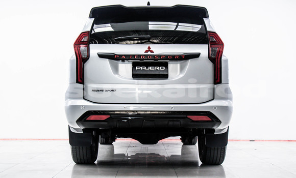 ซื้อ รถมือสอง Mitsubishi Pajero Sport สีดำ รถยนต์ ใน %{เมือง} ใน กรุงเทพมหานคร ซื้อ รถมือสอง Mitsubishi Pajero Sport สีดำ รถยนต์ ใน %{เมือง} ใน กรุงเทพมหานคร