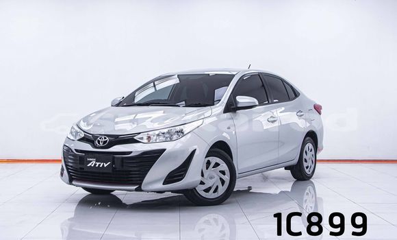 ซื้อ รถมือสอง Toyota Yaris Ativ อื่น ๆ รถยนต์ ใน %{เมือง} ใน กรุงเทพมหานคร