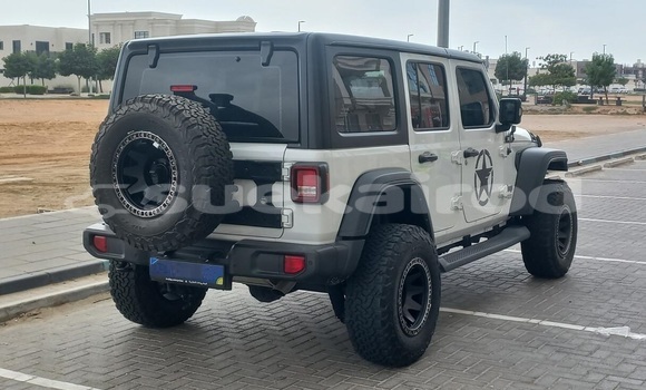 Buy Used Jeep Wrangler White Car in Bangkok in Bangkok Buy Used Jeep Wrangler White Car in Bangkok in Bangkok