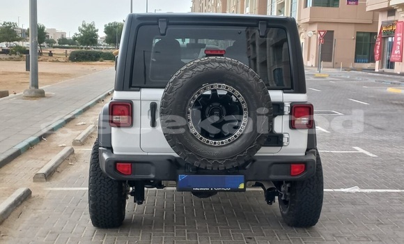 Buy Used Jeep Wrangler White Car in Bangkok in Bangkok Buy Used Jeep Wrangler White Car in Bangkok in Bangkok