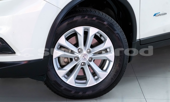 Buy Used Nissan X-Trail White Car in Bangkok in Bangkok Buy Used Nissan X-Trail White Car in Bangkok in Bangkok