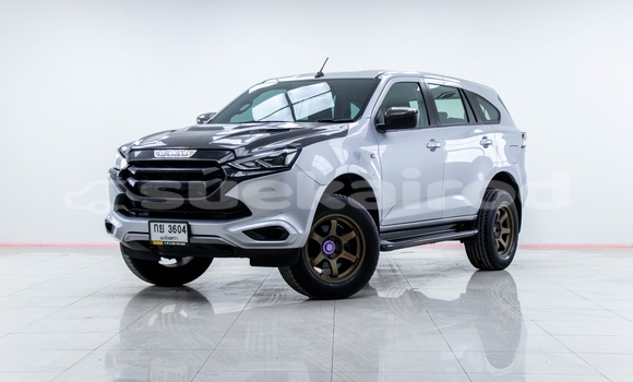 ซื้อ รถมือสอง Isuzu MU-X อื่น ๆ รถยนต์ ใน %{เมือง} ใน กรุงเทพมหานคร