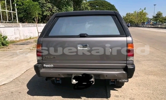 Buy Used Isuzu Gemini Other Car in Lampang in Lampang Buy Used Isuzu Gemini Other Car in Lampang in Lampang