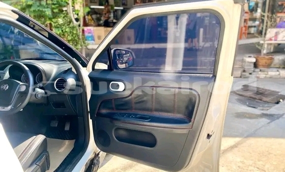 ซื้อ รถมือสอง MG MG3 ขาว รถยนต์ ใน %{เมือง} ใน กรุงเทพมหานคร