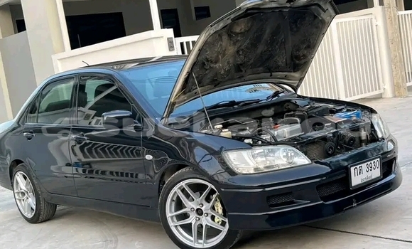 Buy Used Mitsubishi Dignity Black Car in Buri Ram in Buri Ram Buy Used Mitsubishi Dignity Black Car in Buri Ram in Buri Ram