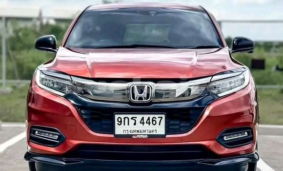 Buy Used Honda HR-V Red Car in Ang Thong in Ang Thong Buy Used Honda HR-V Red Car in Ang Thong in Ang Thong