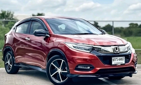 Buy Used Honda HR-V Red Car in Ang Thong in Ang Thong Buy Used Honda HR-V Red Car in Ang Thong in Ang Thong