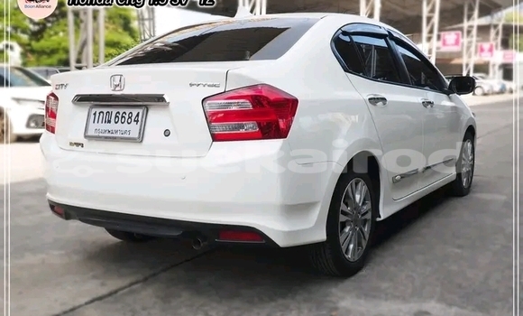 ซื้อ รถมือสอง Honda City ขาว รถยนต์ ใน %{เมือง} ใน กรุงเทพมหานคร ซื้อ รถมือสอง Honda City ขาว รถยนต์ ใน %{เมือง} ใน กรุงเทพมหานคร